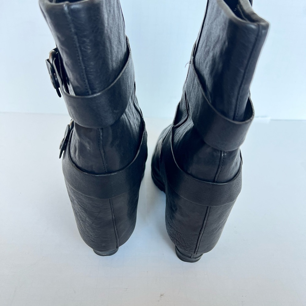 Vera Wang Lavender York Wedge Boots - Picture 8 of 15